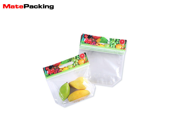 China Transparent Anti Fog Vegetable Packing Bags , Fruit Packing Bags With Air Hole factory